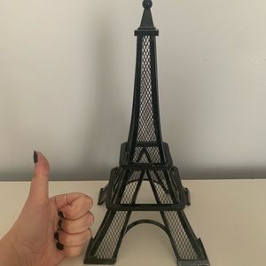 Eiffel tower decorative earring holder